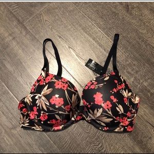 NWT SOMA plunge push up bra 34C but fits like 34B